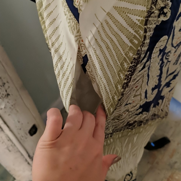 ✨50% OFF✨ Anthropologie silk mandala dress - Picture 6 of 9